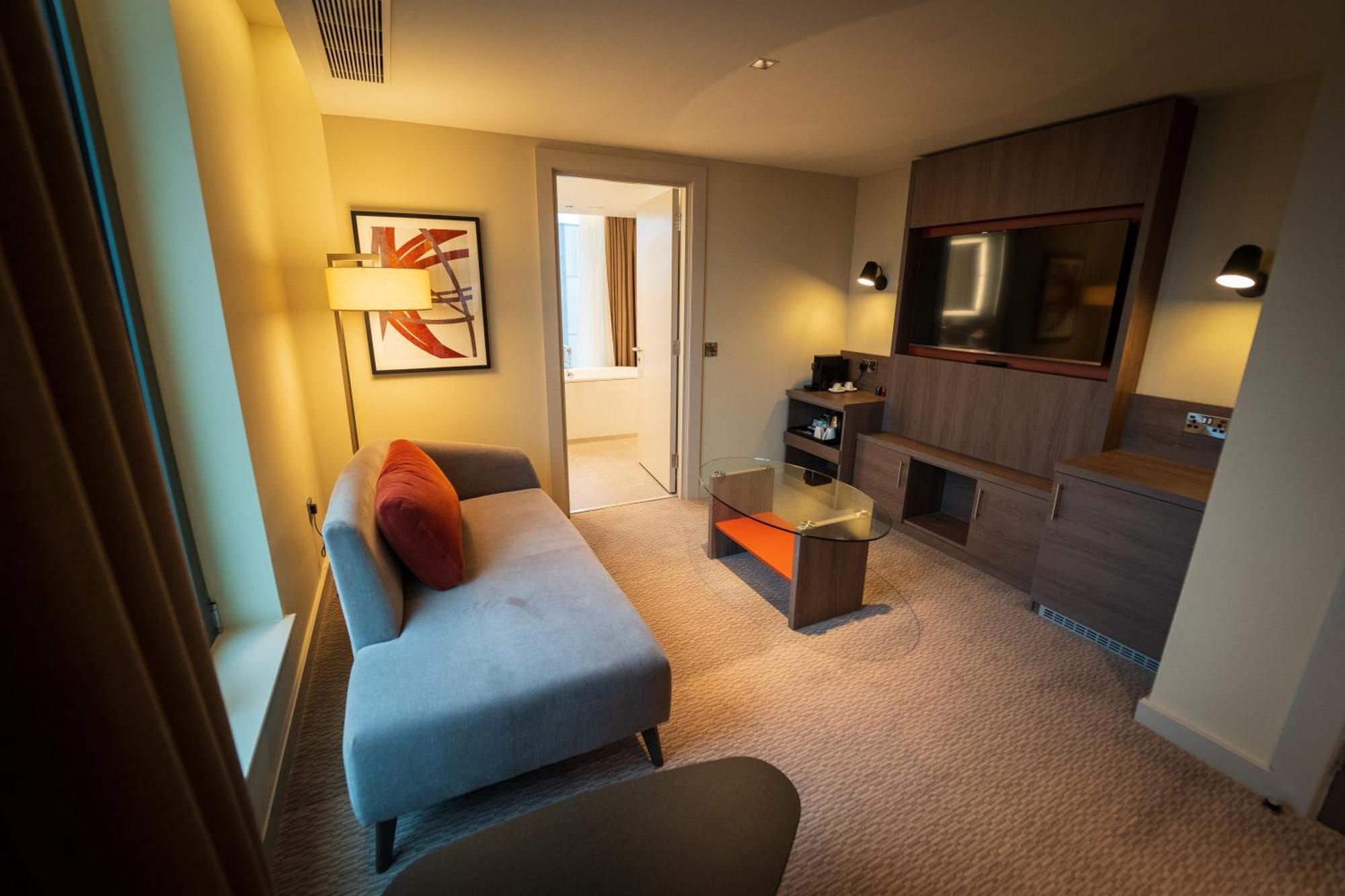 Clayton Hotel Glasgow City Екстериор снимка